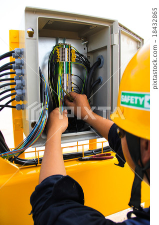 electric point 18432865