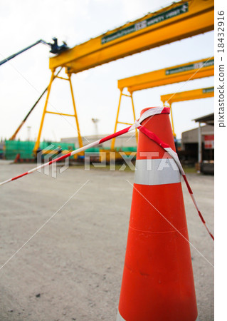 traffic cone traffic cone 18432916