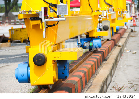 wheel of crane wheel of crane 18432924