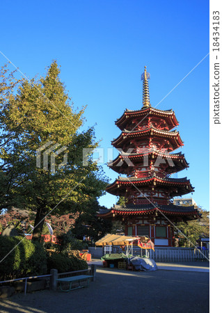 川崎大師在秋季的天氣 川崎大師在秋季的天氣 18434183