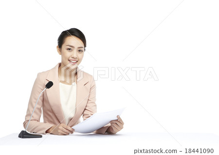 announcer announcer 18441090