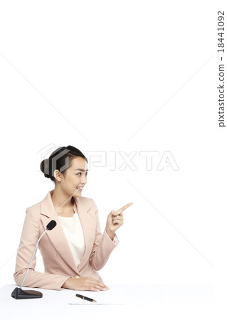 announcer announcer 18441092