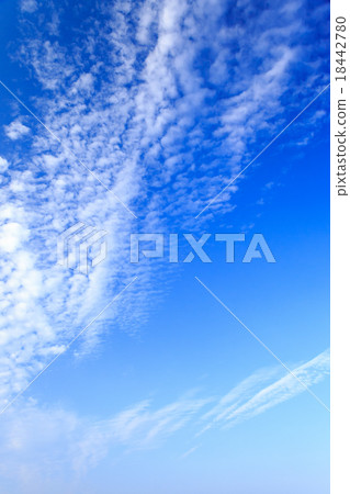 Blue sky 18442780