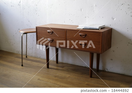 家具 胸部 復古 18444892