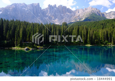 白雲巖湖 白雲巖湖 18444991