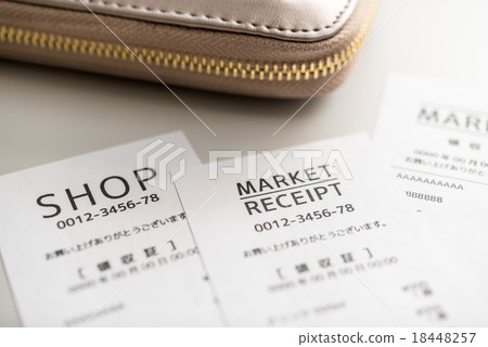 Wallets and accessories 18448257