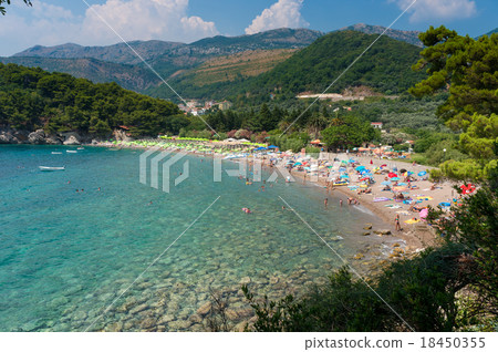 Aerial view of beach bay  18450355
