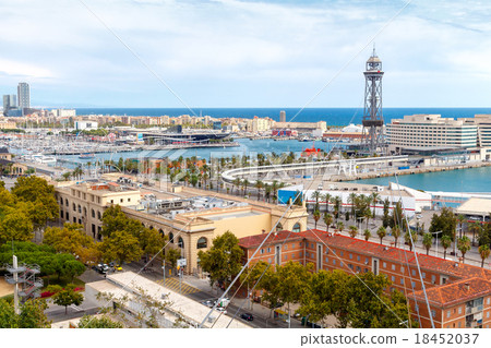 Barcelona. View of the passenger port. 18452037