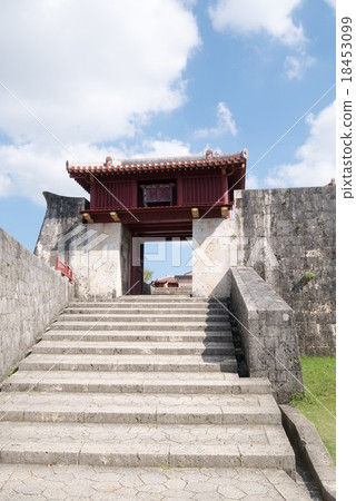 Shuri Castle Entry Gate 18453099
