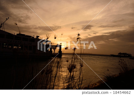 日落港口 18454662