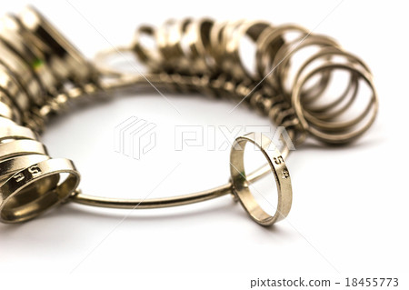 Ring Sizing. 18455773