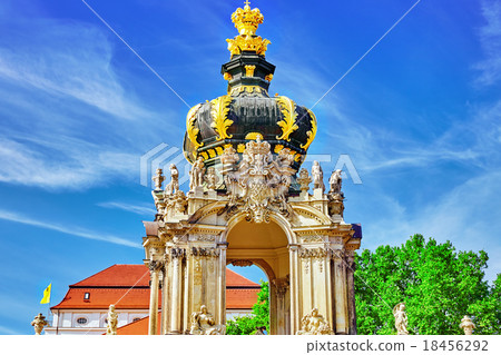 Crown Gate pedestal for the Polish crown. 18456292