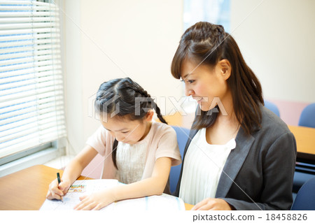 補習班 小學學生 小學生 18458826