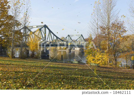 Leaves fall on Glienicke Bridge 18462111
