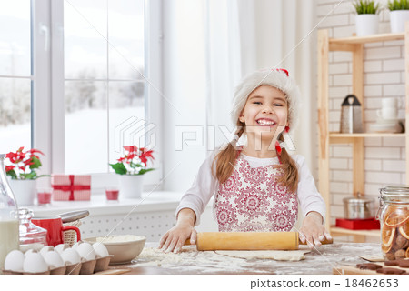 cooking Christmas biscuits 18462653