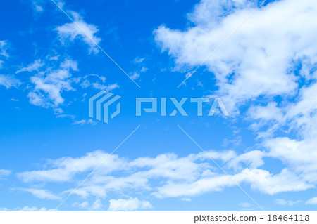 雲彩積云云彩積雲或沼澤雲彩藍天白色雲彩秋天天空冬天天空背景材料雲彩藍天綜合背景 18464118