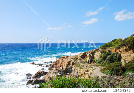 Rocky coastline on a nice sunny day 18464572