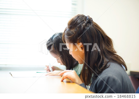 補習班 小學學生 小學生 18468815