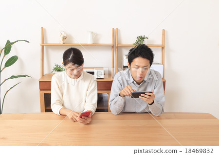 A young couple 18469832