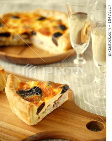 Quiche and wine of salt pig and prune 18471817