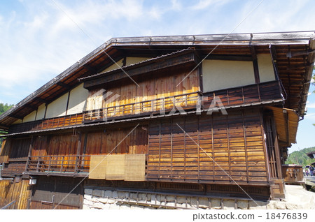 Wife Hostel (Tsumagojiyuku) Nakasendo's Stadium Town Traditional Building Preservation Area Architectural style of a lodge (sideways) Wife Hostel (Tsumagojiyuku) Nakasendo's Stadium Town Traditional Building Preservation Area Architectural style of a lodge (sideways) 18476839