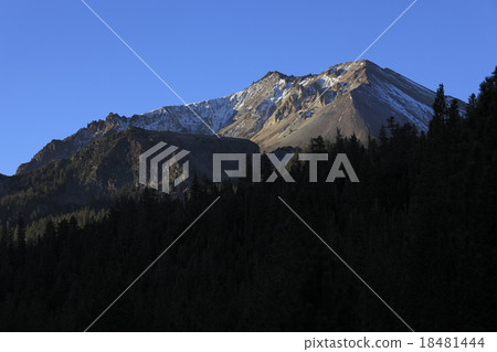 Lassen Peak 18481444