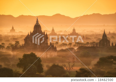 Pagoda landscape the Temples of Bagan(Pagan) Pagoda landscape the Temples of Bagan(Pagan) 18482500