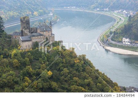 Katz Castle in the Rhine River Basin Katz Castle in the Rhine River Basin 18484494