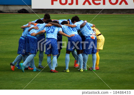 The 94th National High School Football Championship Kanagawa's "Tungko Gakuen" circle The 94th National High School Football Championship Kanagawa's "Tungko Gakuen" circle 18486433