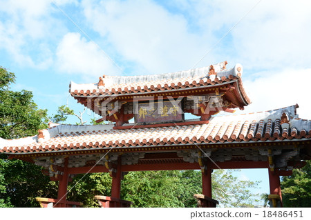 Shuri castle gate Shuri castle gate 18486451
