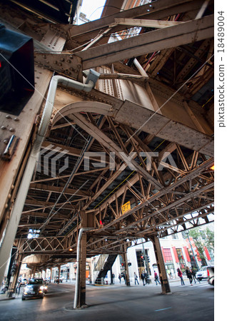 This is the real life in Chicago city 18489004