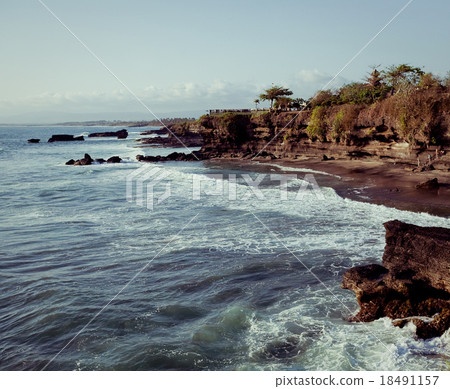 Coast of Indian ocean Bali, Indonesia 18491157