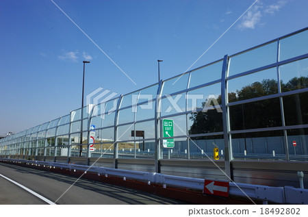 在正在建設的內部區域的Okegawa Kano附近開放2015年10月下旬 在正在建設的內部區域的Okegawa Kano附近開放2015年10月下旬 18492802