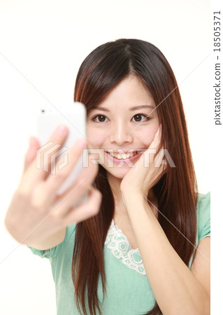 Selphie Selphie 18505371