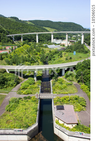 Asahi Ohashi，Loop Bridge 18506015