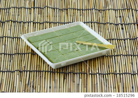 Chocolate matcha green tea 18515296