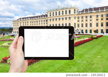 photographs of lawn in Schloss Schonbrunn palace photographs of lawn in Schloss Schonbrunn palace 18516811