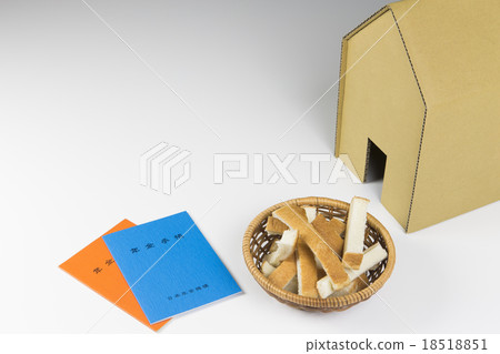 老年破產的圖像 18518851