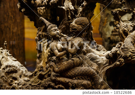 wood carving art 18522686