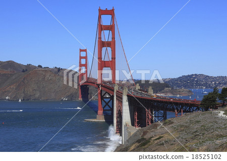 Golden Gate Bridge Golden Gate Bridge 18525102