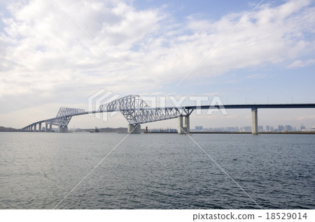 Tokyo Gate Bridge 18529014
