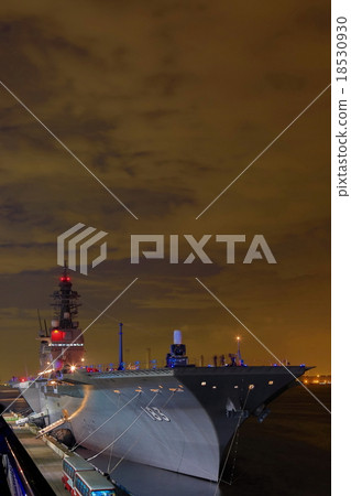 護送船Inui夜視圖圖像 18530930