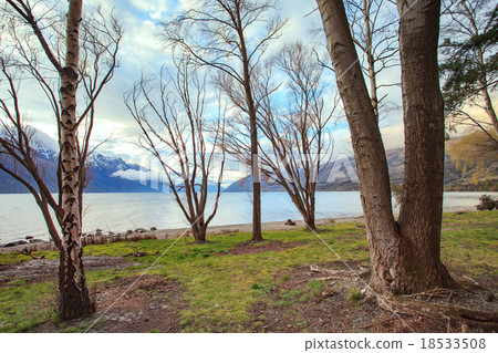look out scenery of lake wakatipu queentown look out scenery of lake wakatipu queentown 18533508