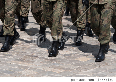 Soldiers march in formation 18535130