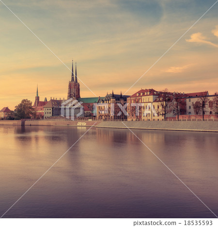 Wroclaw Tumski Island vivid sunset Wroclaw Tumski Island vivid sunset 18535593