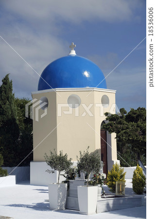 santorini island 18536006