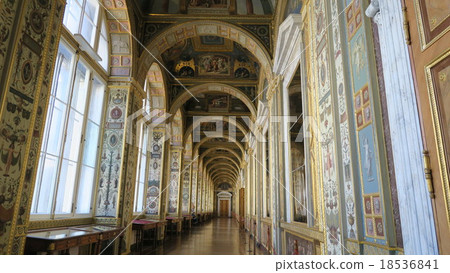 Hermitage Museum Raffaello Corridor Hermitage Museum Raffaello Corridor 18536841