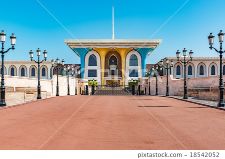 Al · Aram Castle (Oman, Muscat) 18542052