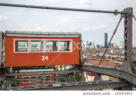 The oldest Ferris Wheel in Vienna 18543401