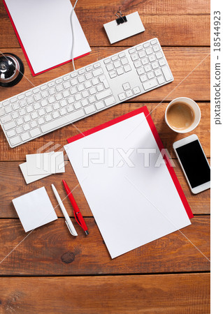 Responsive design mockup 18544923